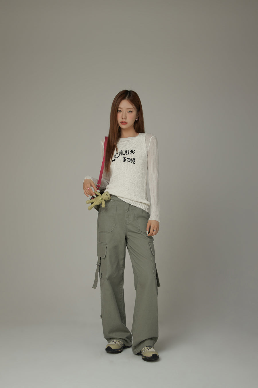 CHUU Lettering Sleeveless Knit Top