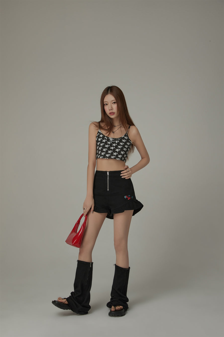 CHUU Star Pattern Chuu Lettering Sleeveless Crop Top