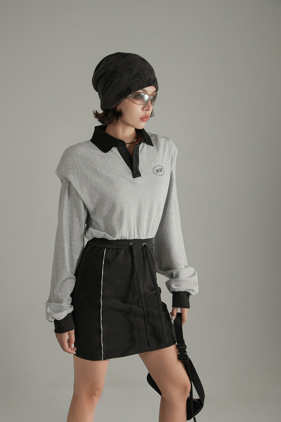 CHUU Contrast Color Polo Neck Dress