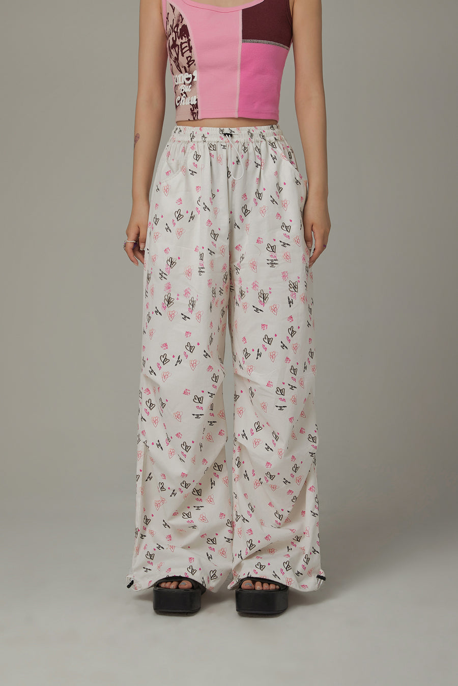 CHUU Heart String Wide Pants