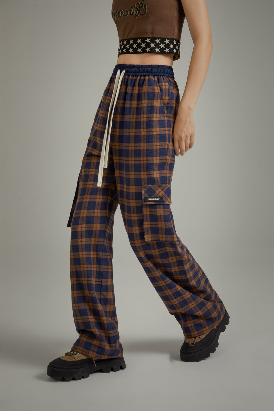 CHUU Check Pocket String Casual Pants