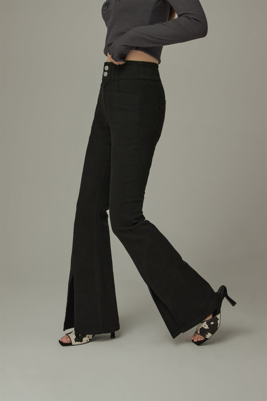 CHUU Front Ankle Slit Bootcut Pants