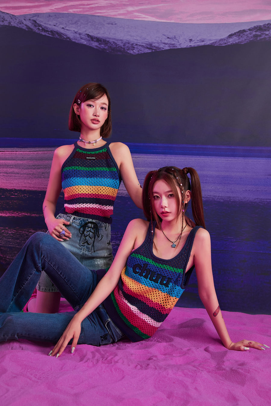 CHUU Logo Rainbow Knit Sleeveless U-Neck Top