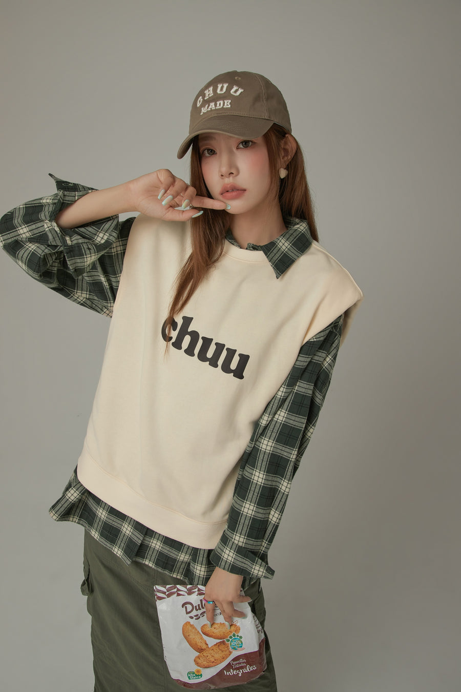 CHUU Logo Shoulder Pad Boxy Sleeveless Top