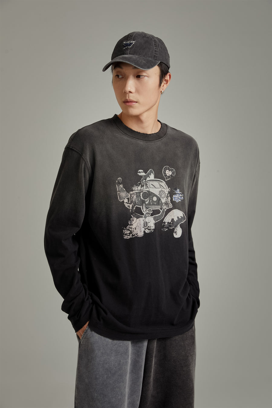 CHUU Vintage Bus Mushroom Boxy T-Shirt