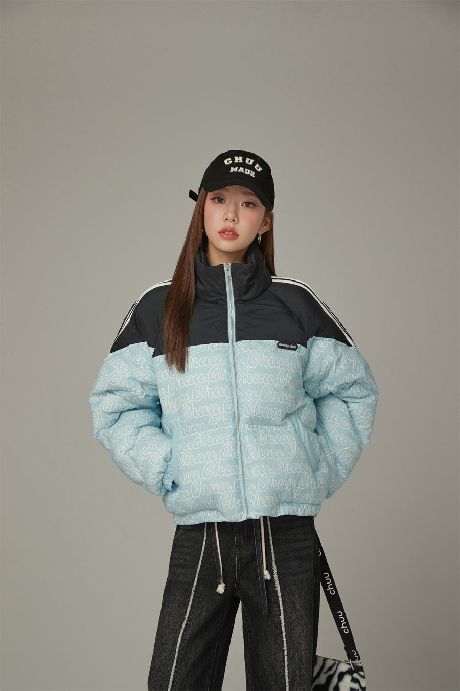 CHUU Color Combination Lettering Padded Jacket