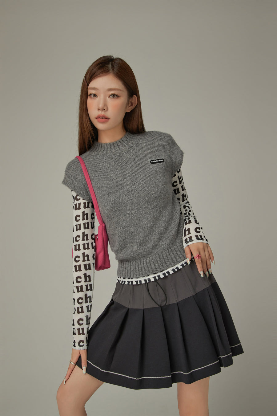 CHUU Solid Sleeveless Knit Vest