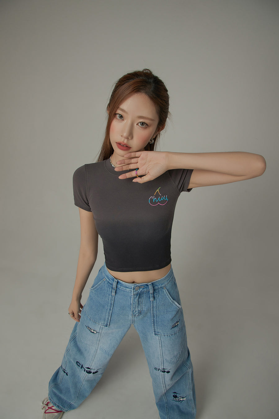 CHUU Gradient Round Neck Slim Short-Sleeved Cropped T-Shirt