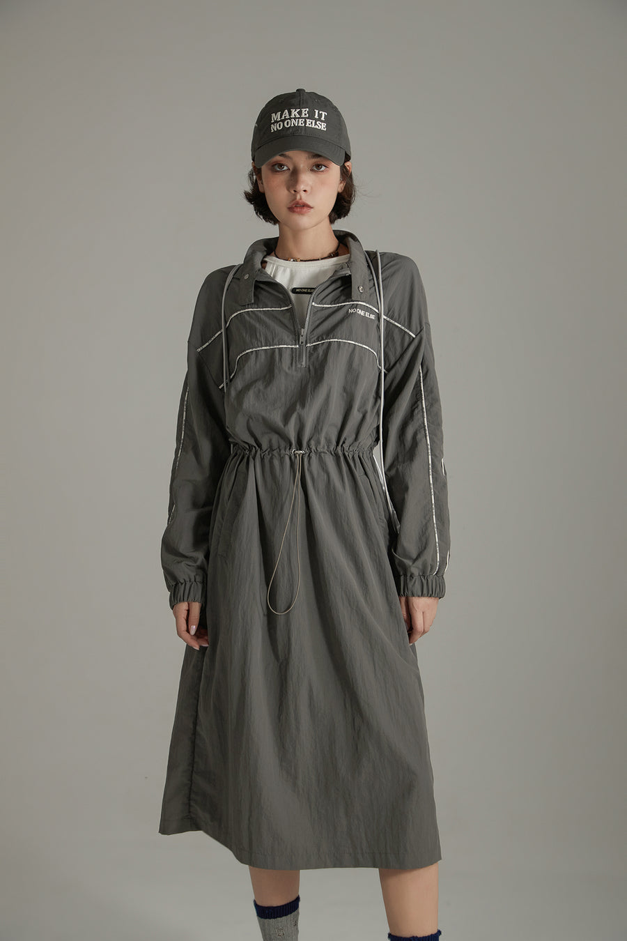 CHUU Half Zip-Up Elastic Long Dress