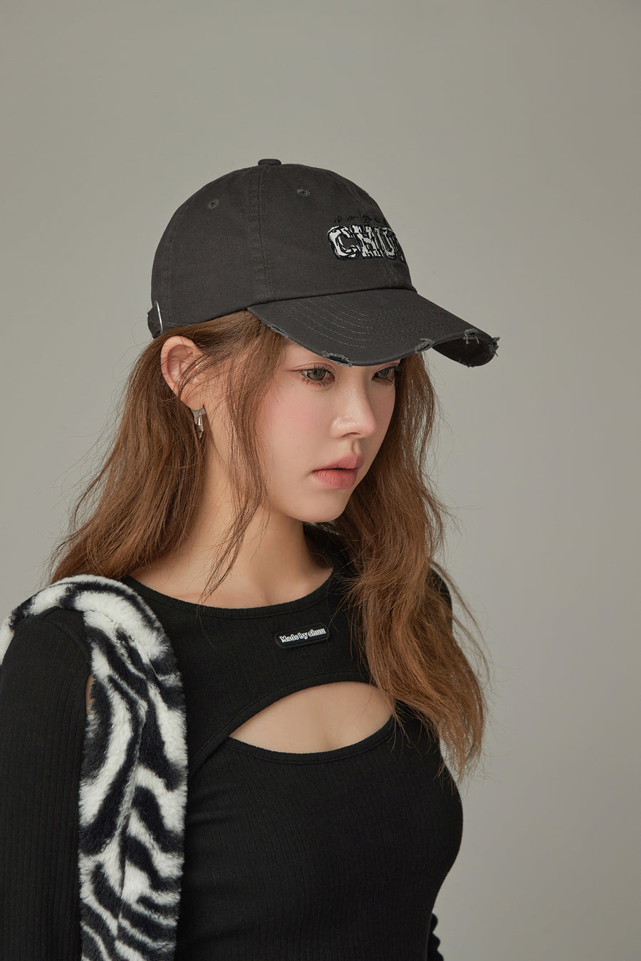 CHUU Embroidered Lettering Baseball Cap