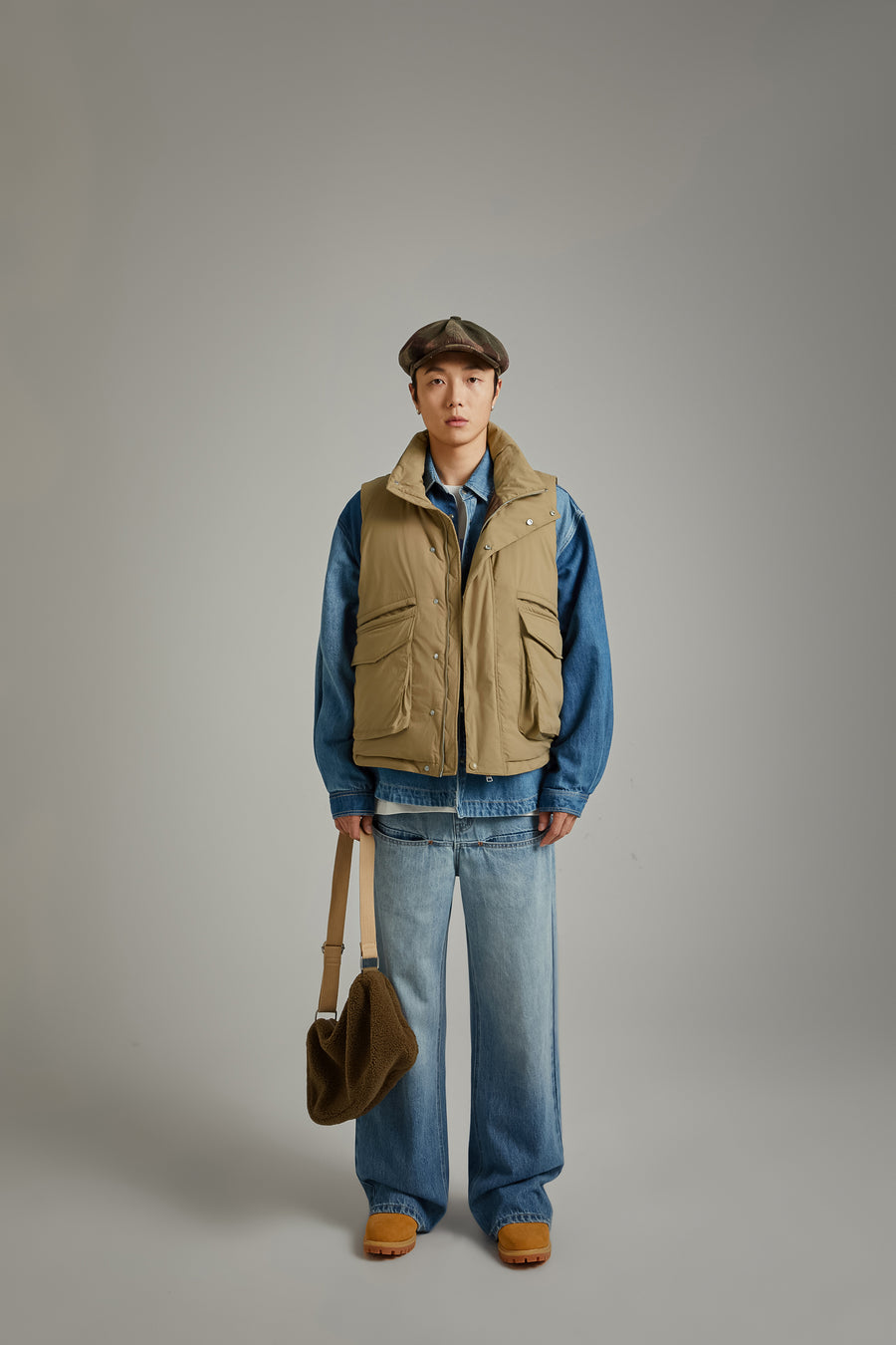 CHUU Big Pocket Padded Vest