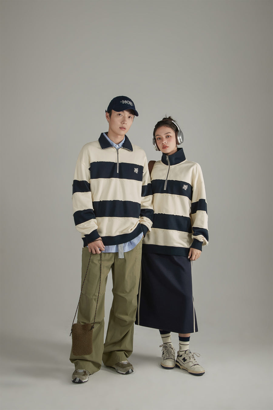 CHUU Half Zip-Up Color Striped Sweatshirt