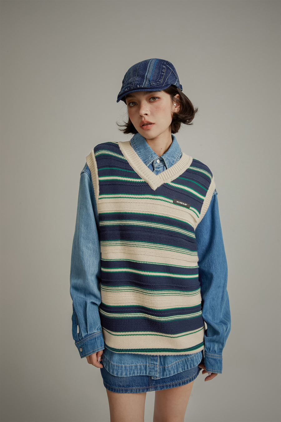 CHUU Striped Loose Fit Knit Vest