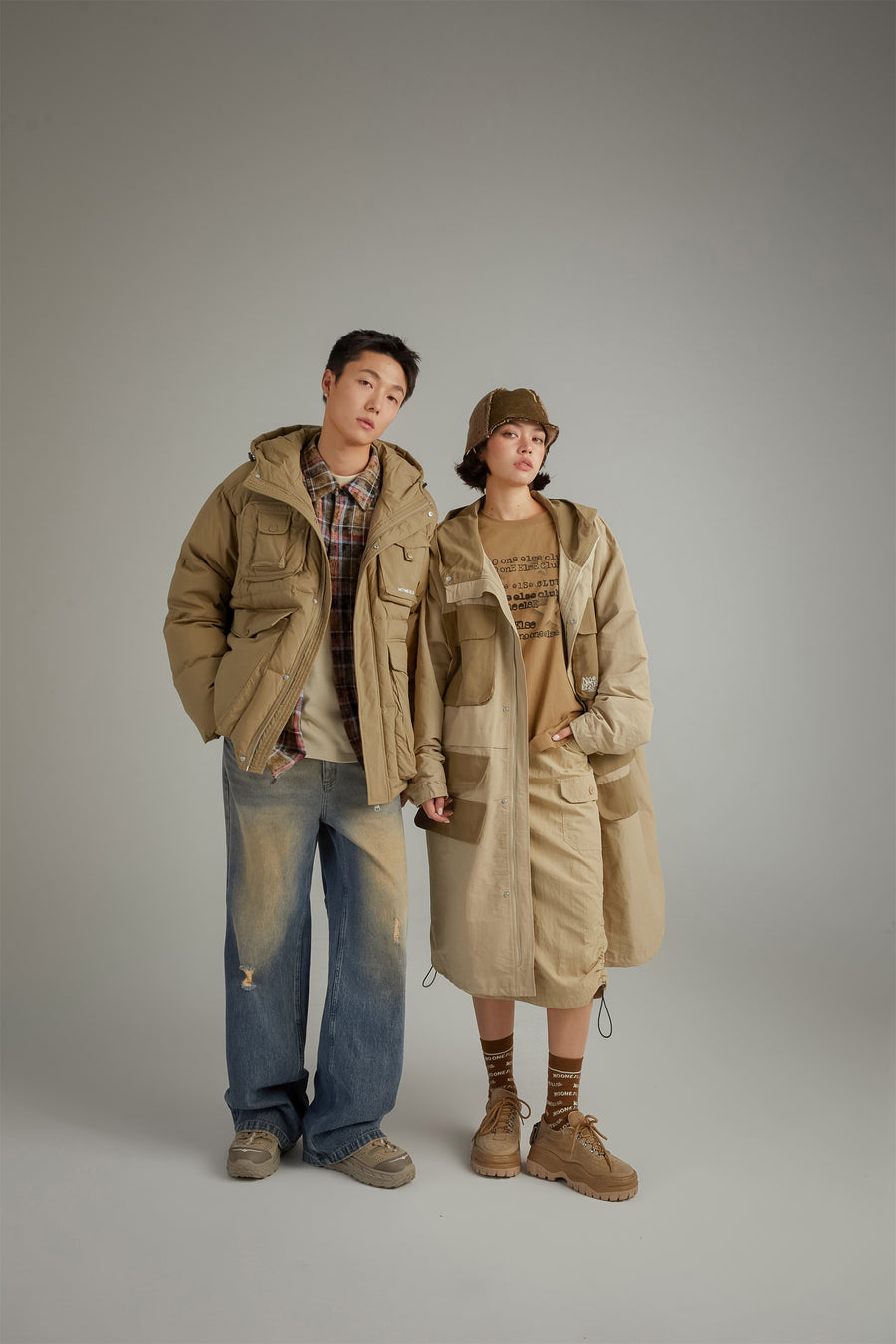 CHUU Two Tone Cargo Long Jacket