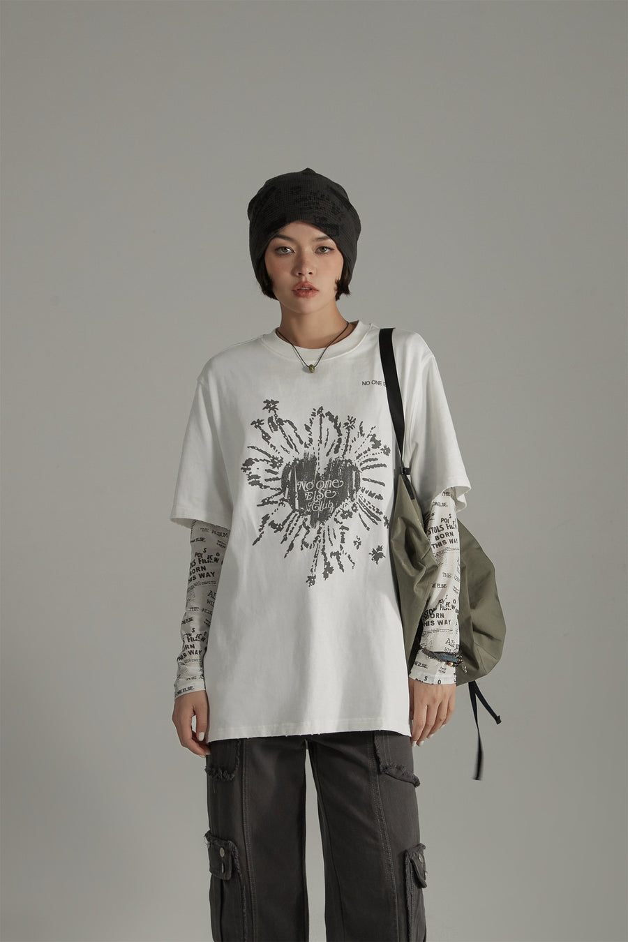 CHUU Vintage Heart Print Loose Fit T-Shirt