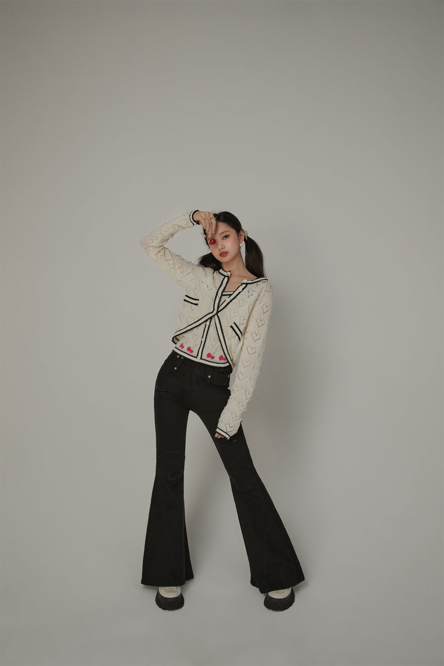 CHUU Dotted Hearts Long Sleeve Knit Cardigan