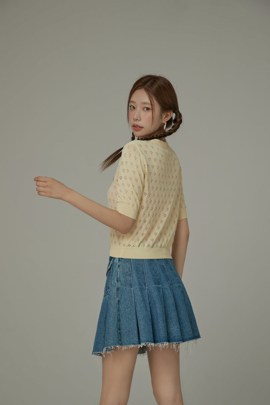 CHUU Heart Eyelet Short Sleeves Knit Cardigan