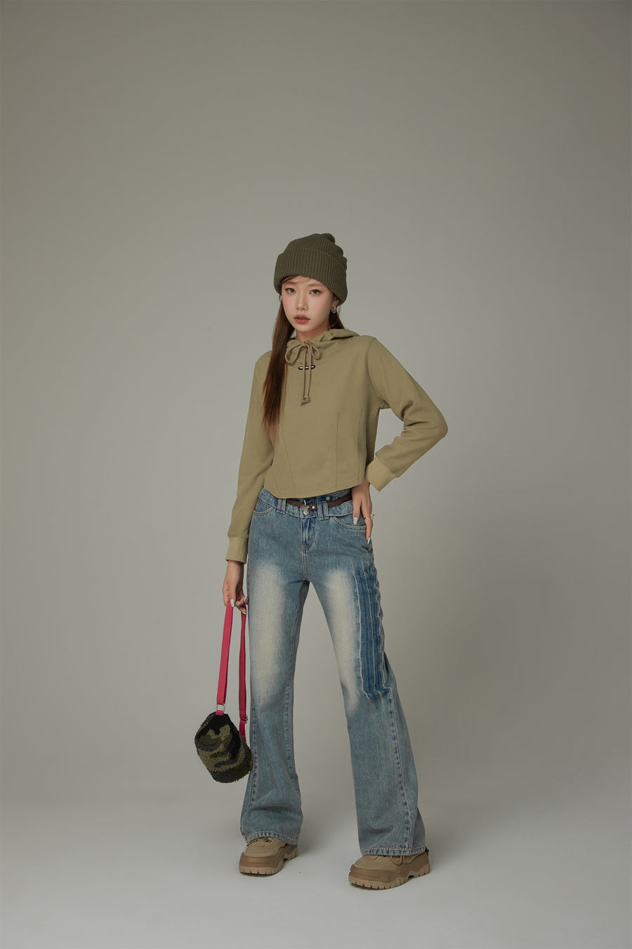 CHUU Basic Crop Drawstring Hoodie