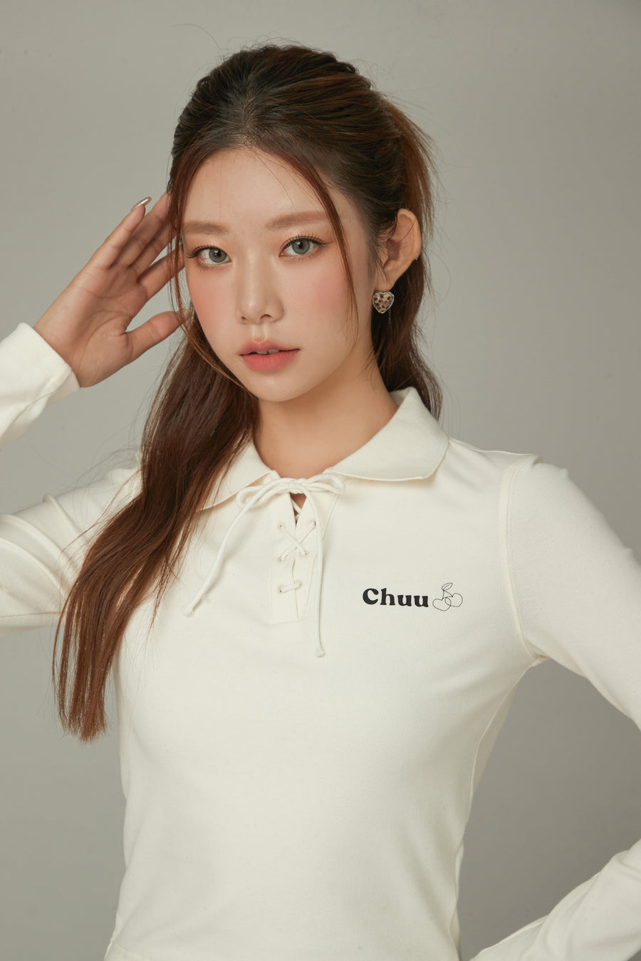 CHUU Colored Eyelet Tie Up T-Shirt