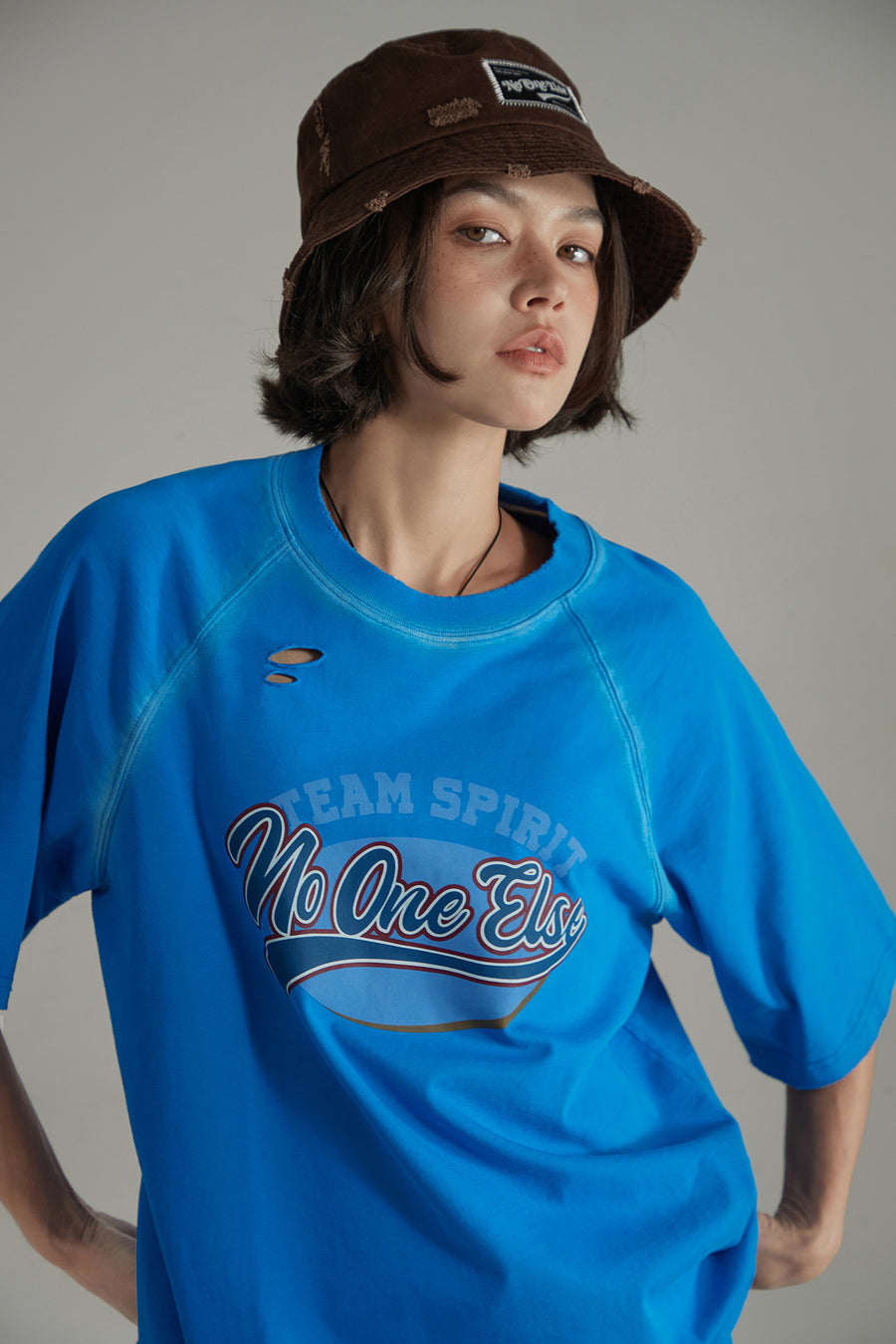 CHUU Raglan Printed Color Sporty Basic Loose Fit T-Shirt