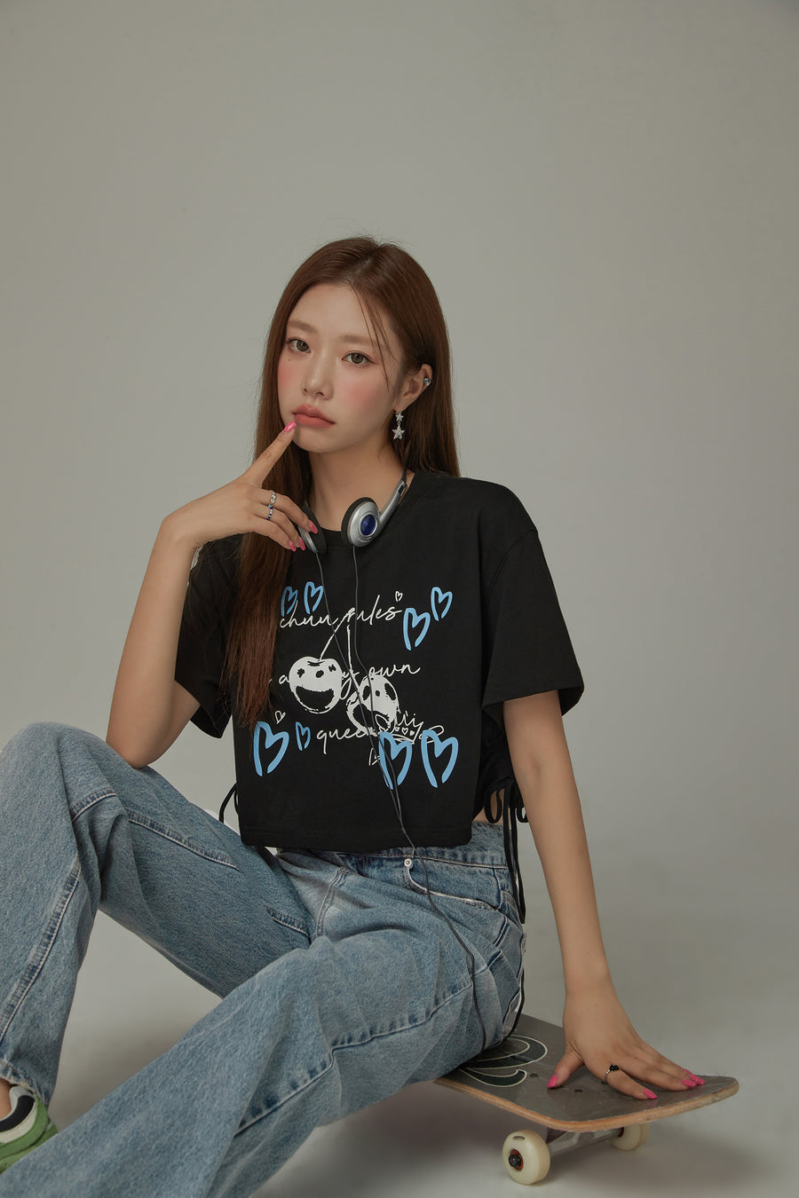 CHUU Heart Cherry Boxy Crop Loosefit T-Shirt