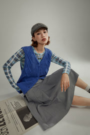 V-Neck Button Knit Vest