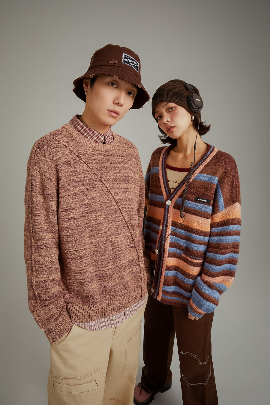 CHUU Diagonal Boxy Knit Sweater