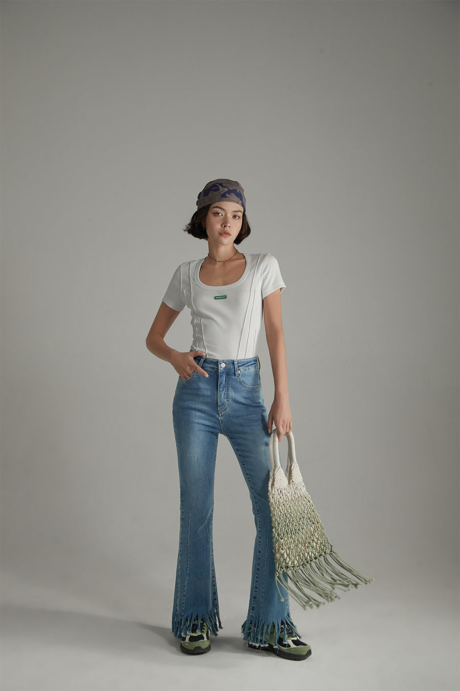 CHUU Fringe-Cut Hem Slim Denim Jeans