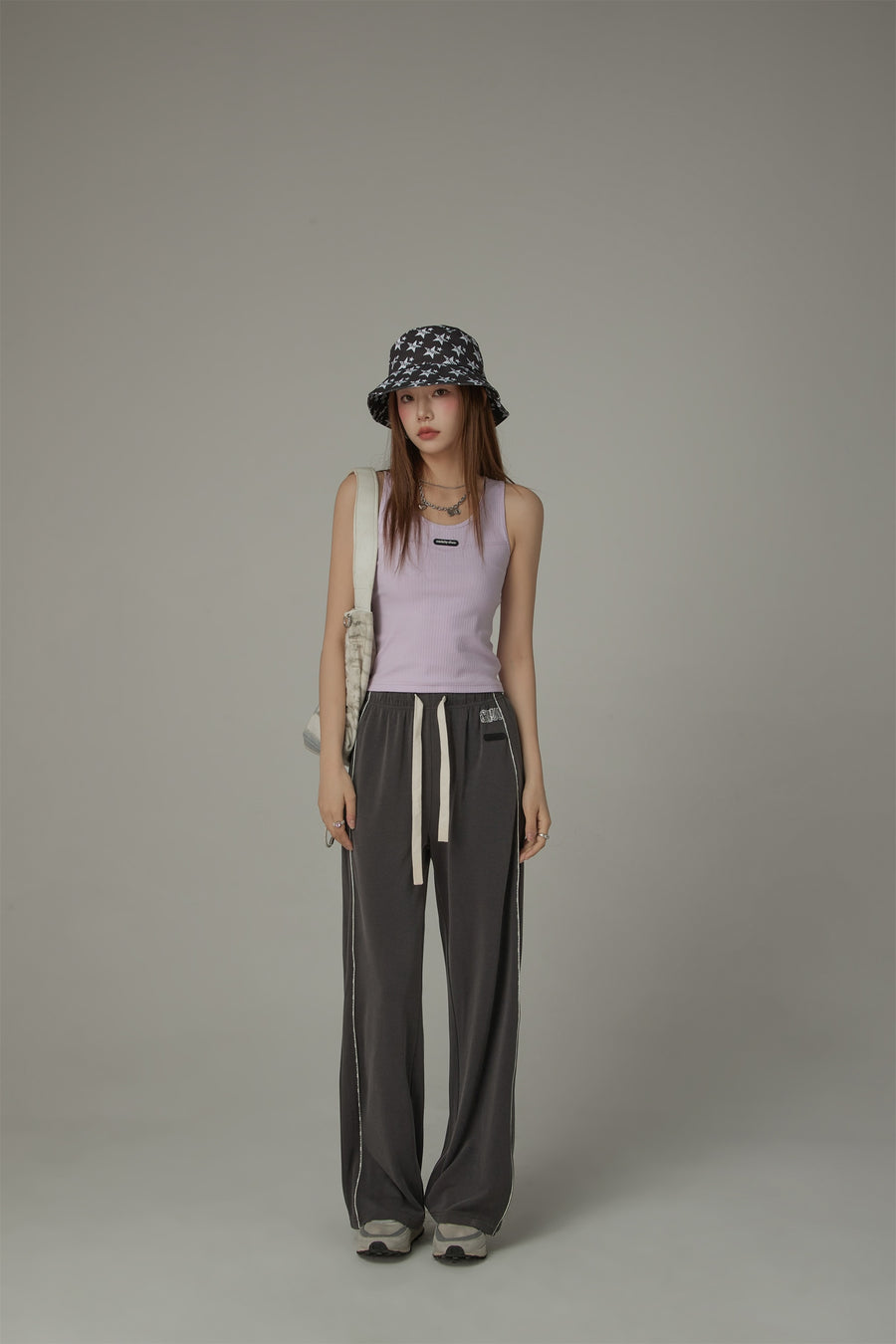 CHUU Ribbed Sleeveless Slim Top