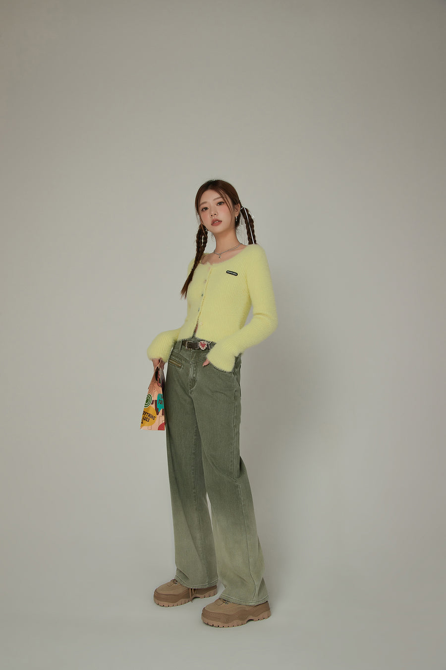 CHUU Gradient Color Jeans