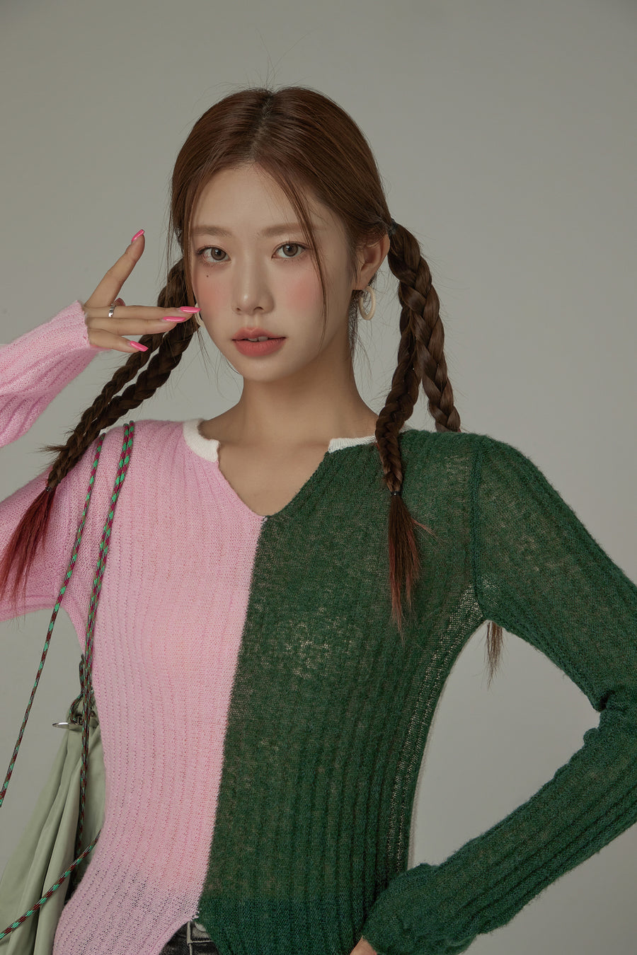 CHUU Bicolor Block Long Sleeves Knit Sweater