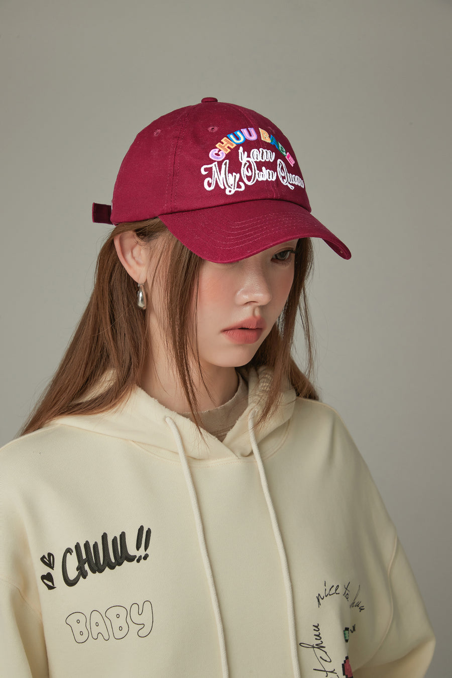 CHUU Rainbow Lettering Ball Cap