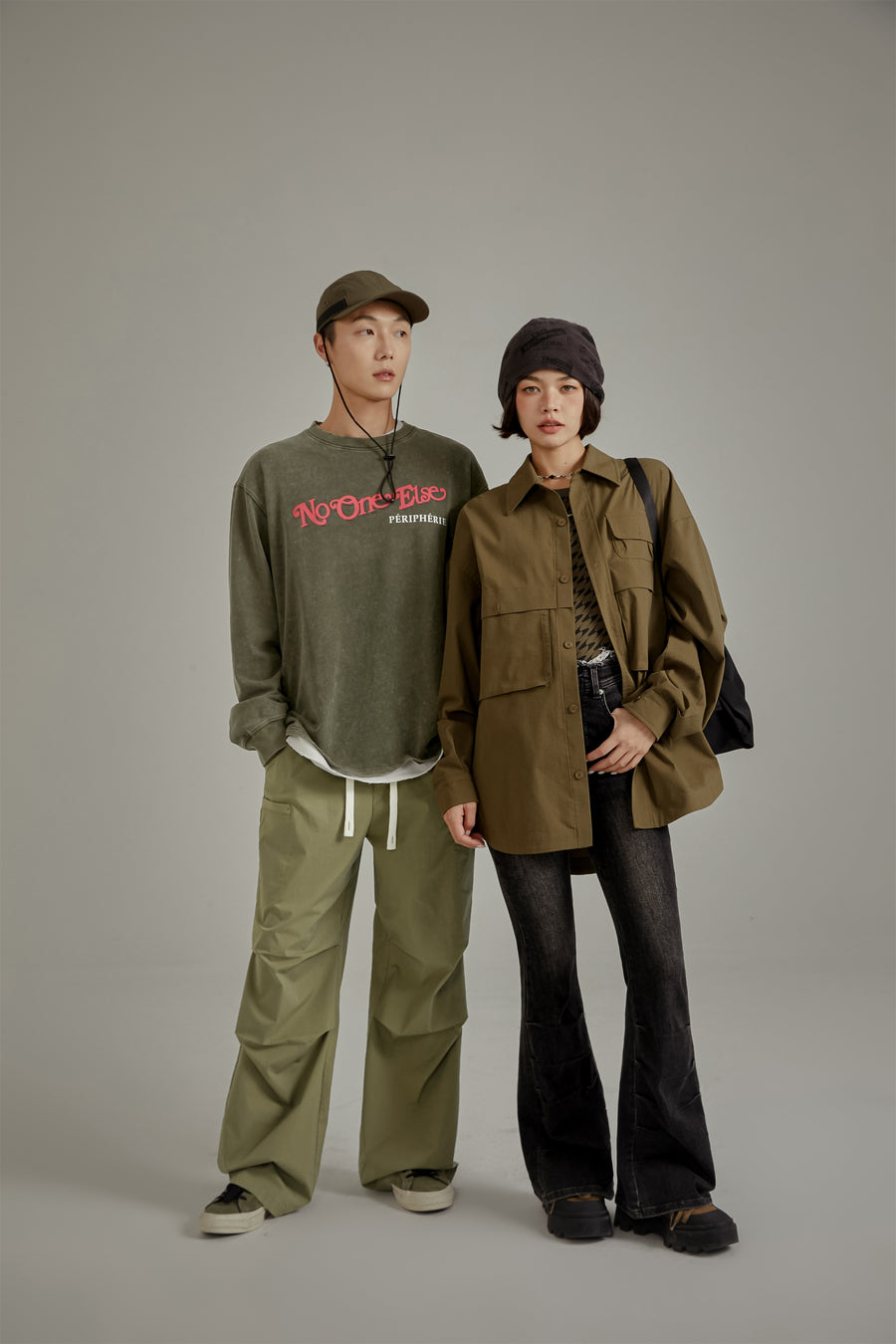 CHUU Solid Color Drawstring Casual Cargo Pants