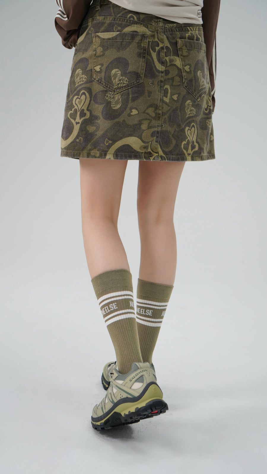 CHUU Color Lettering Basic High Socks