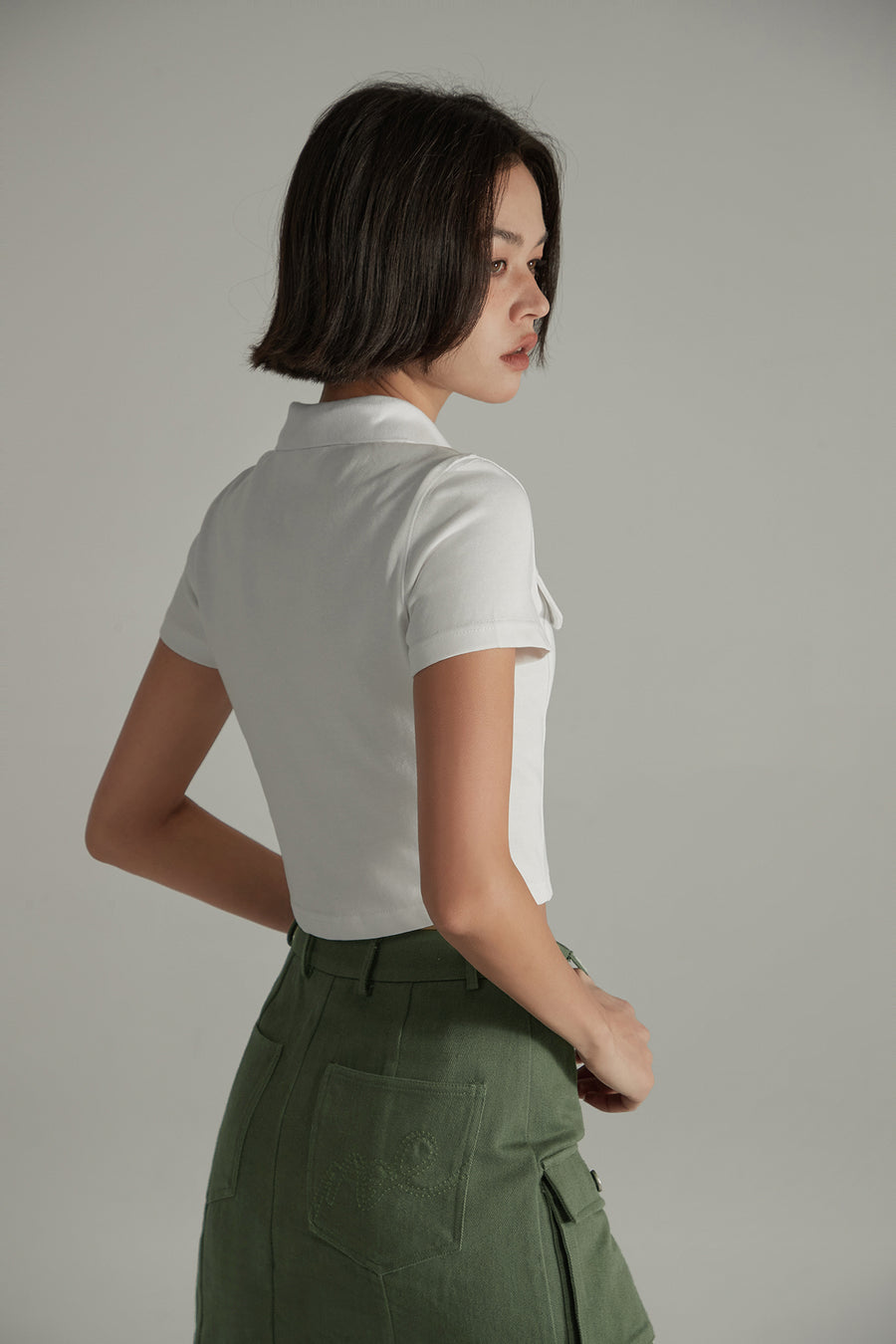 CHUU Colored Pocket Cropped Button Shirt