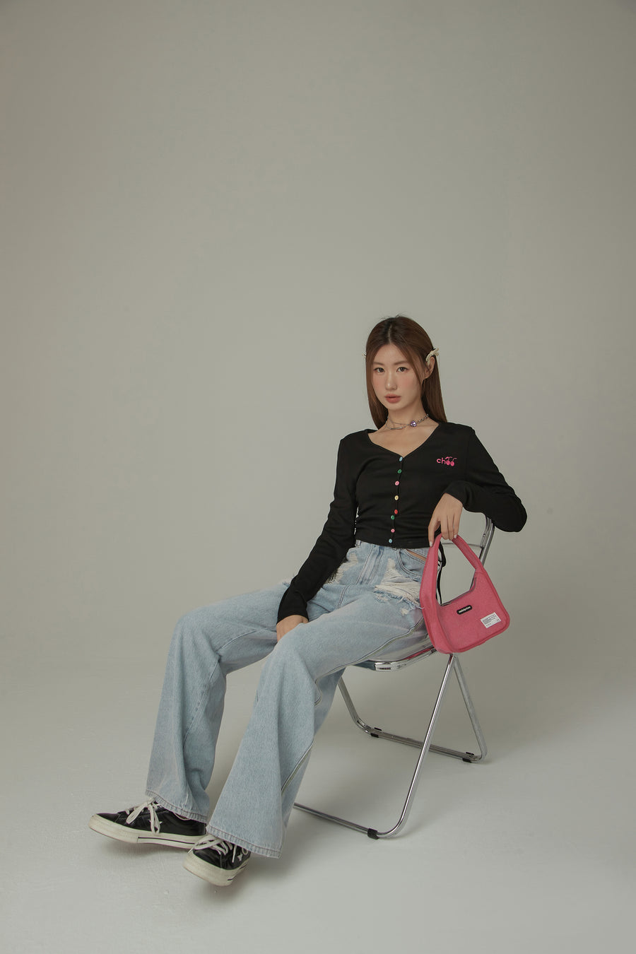 CHUU Side Slit Distressed Ripped Baggy Denim Jeans