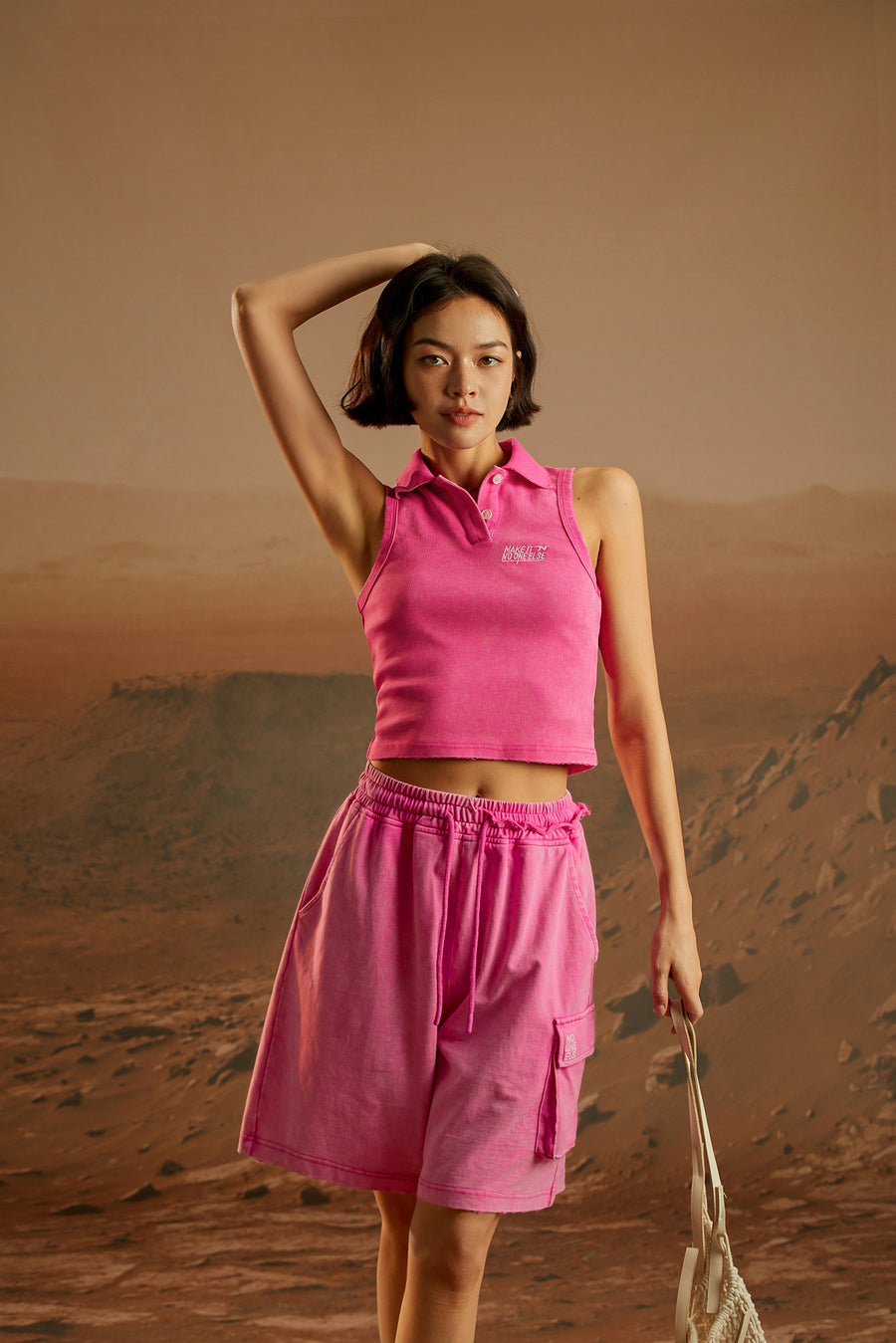 CHUU Polo Neck Button Sleeveless Crop Top