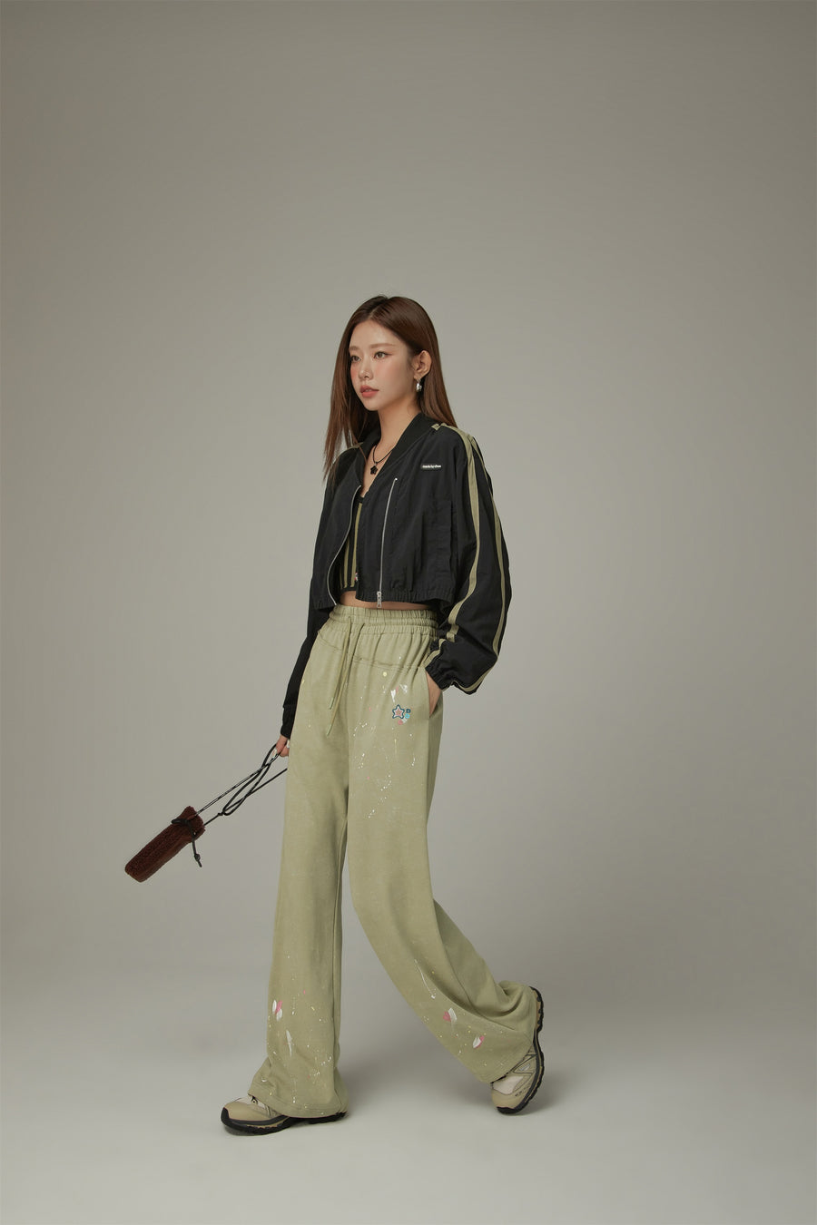 CHUU Elastic Waist String Painted Wide Pants