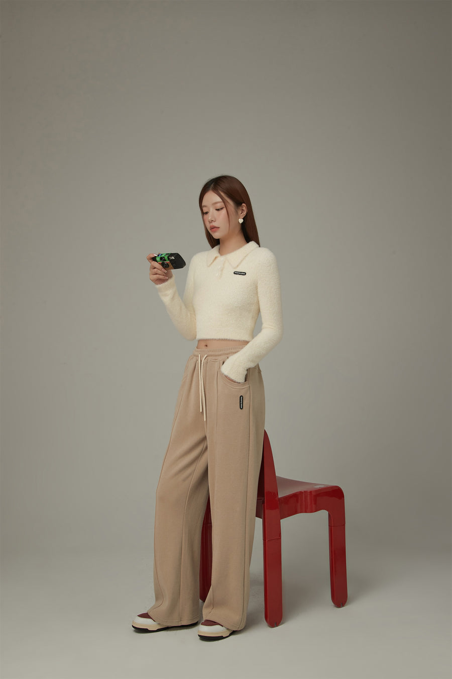 CHUU Polo Neck Crop Knit Top