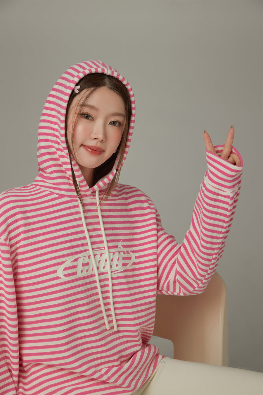 CHUU Logo Striped Loose Hoodie