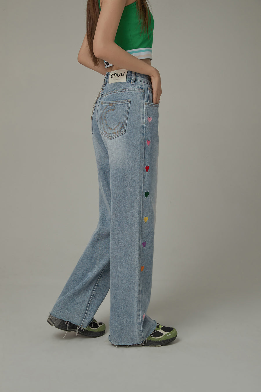 CHUU Colorful Heart Embroidered Denim Straight Wide Jeans