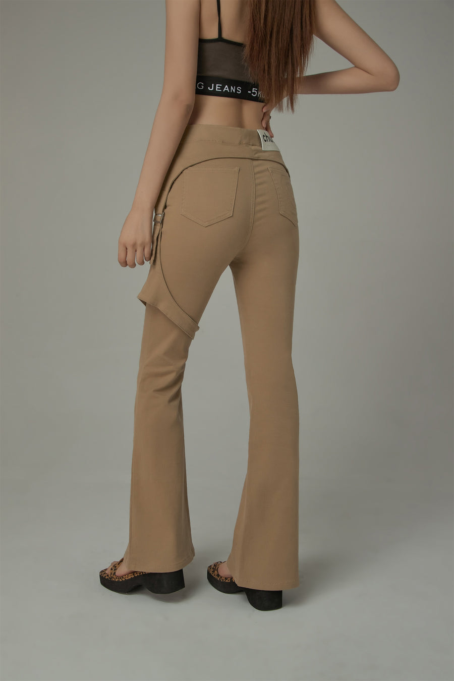 CHUU Double Button High Waisted Flared Semi-Bootcut Pants