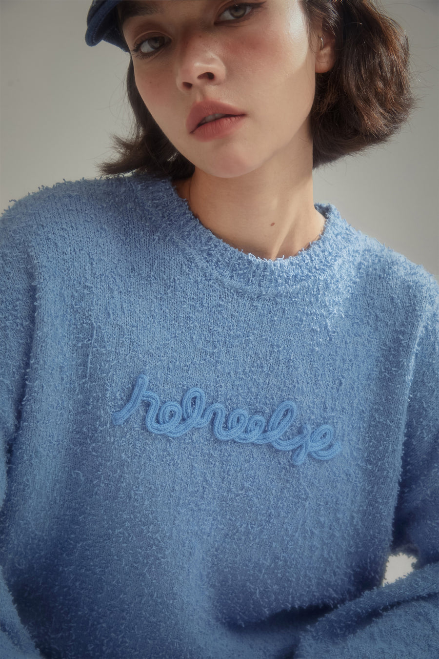 CHUU Logo Loose Fit Knit Sweater