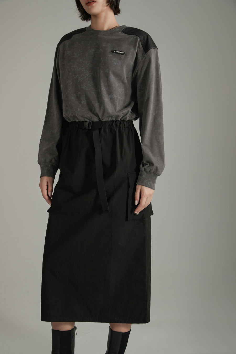 CHUU Contrast Pocket Long Dress