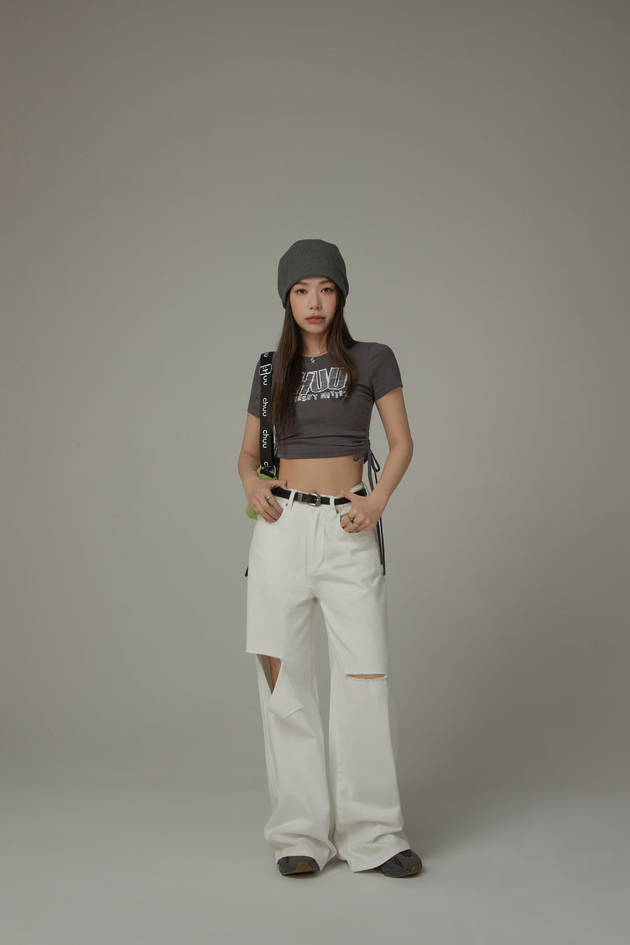 CHUU Size Doesnt Matter Side String Cropped T-Shirt