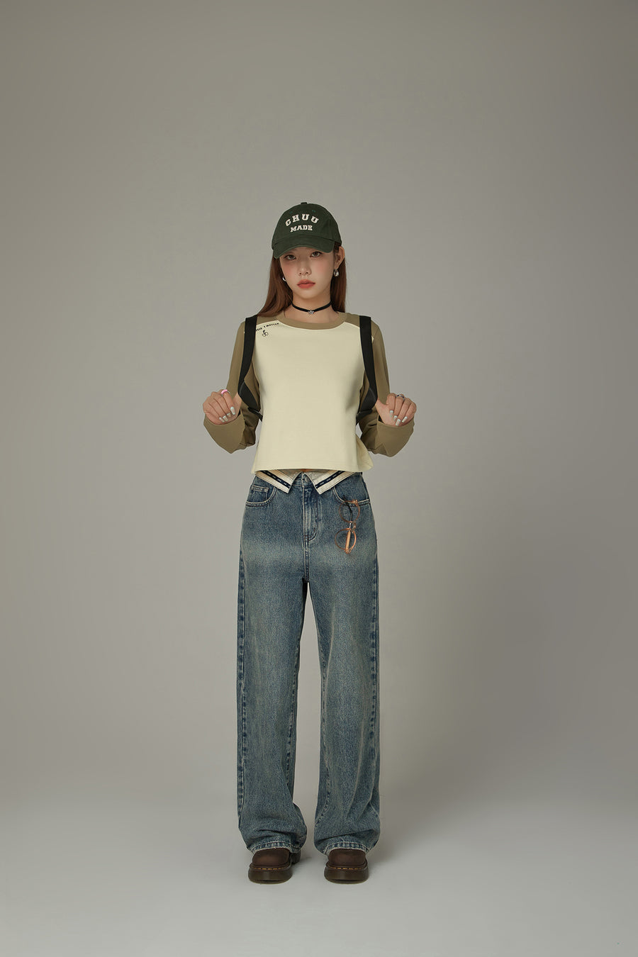 CHUU Color Matching Folded Waist Wide Denim Jeans