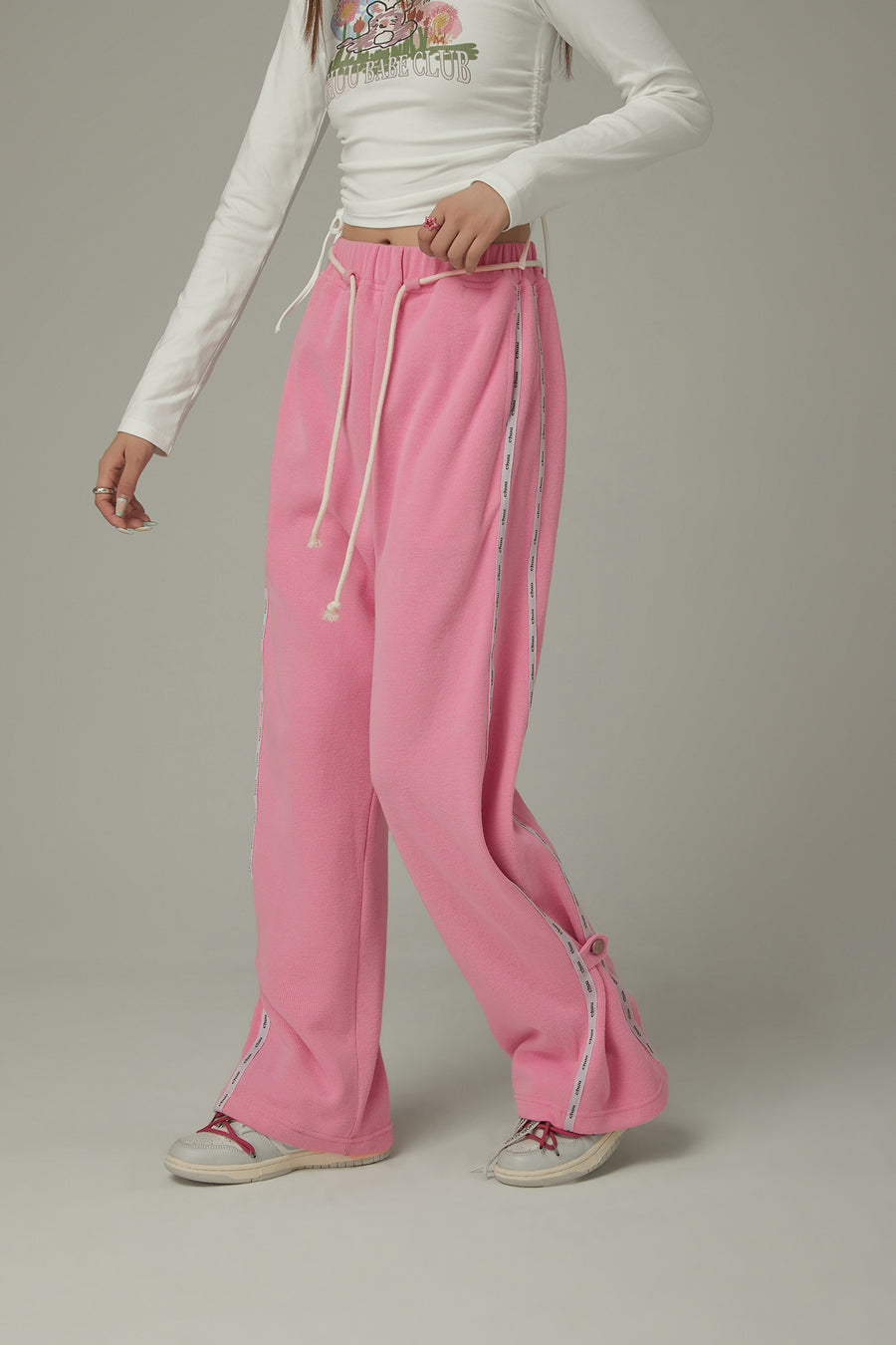 CHUU String Wide Sporty Pants