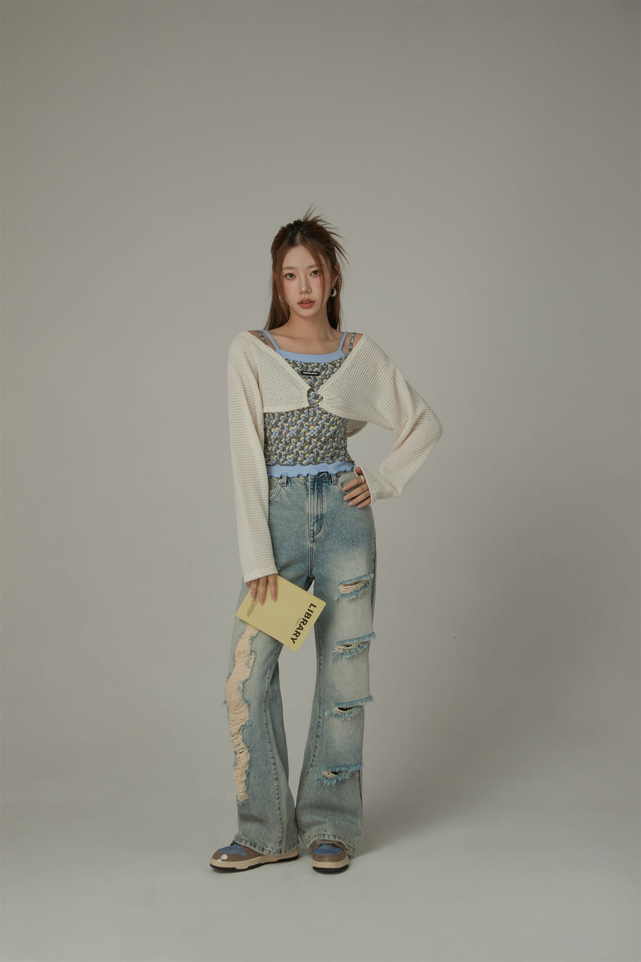 CHUU Cotton Distressed Denim Straight Leg Jeans