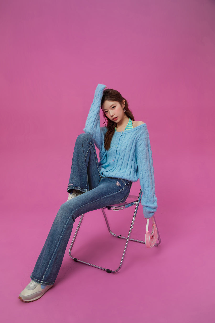 CHUU Heart Washed Bootcut Denim Jeans