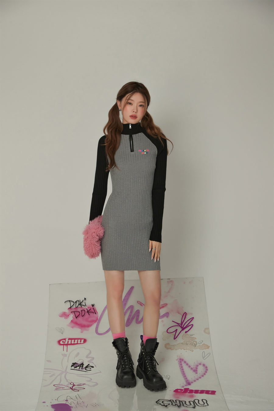 CHUU Color Matching Half Zip-Up Dress